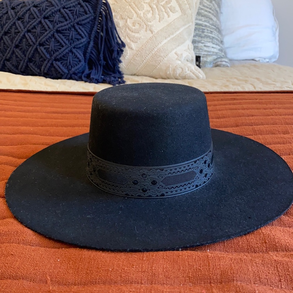 Lack of Color black Sierra hat